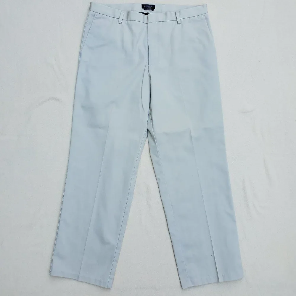 Dockers Men's beige classic fit pants 38W x 32L